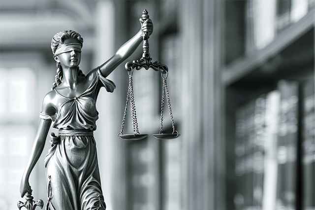 Foto: Statue von Justitia